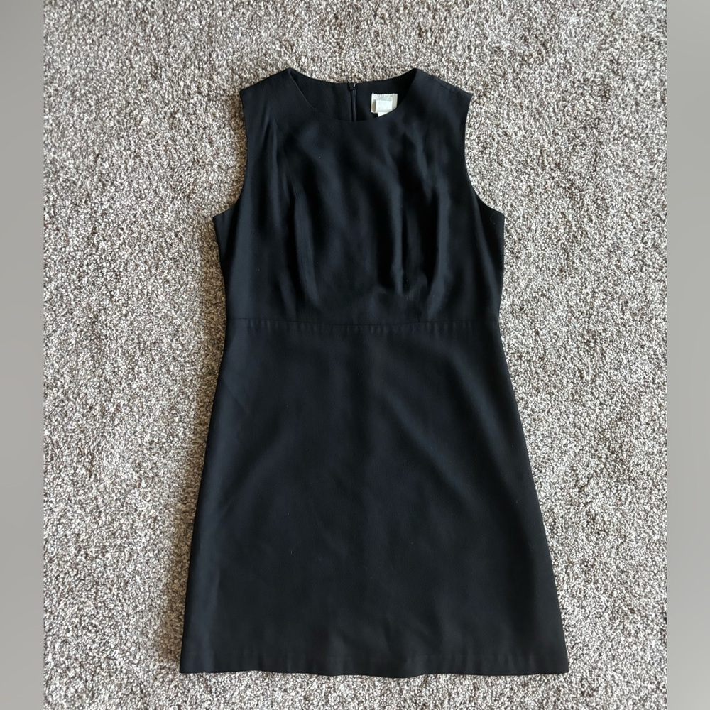 Beautiful GAP Black Sheath Dress. Size 4. Closet staple! Fully Lined. Officecore